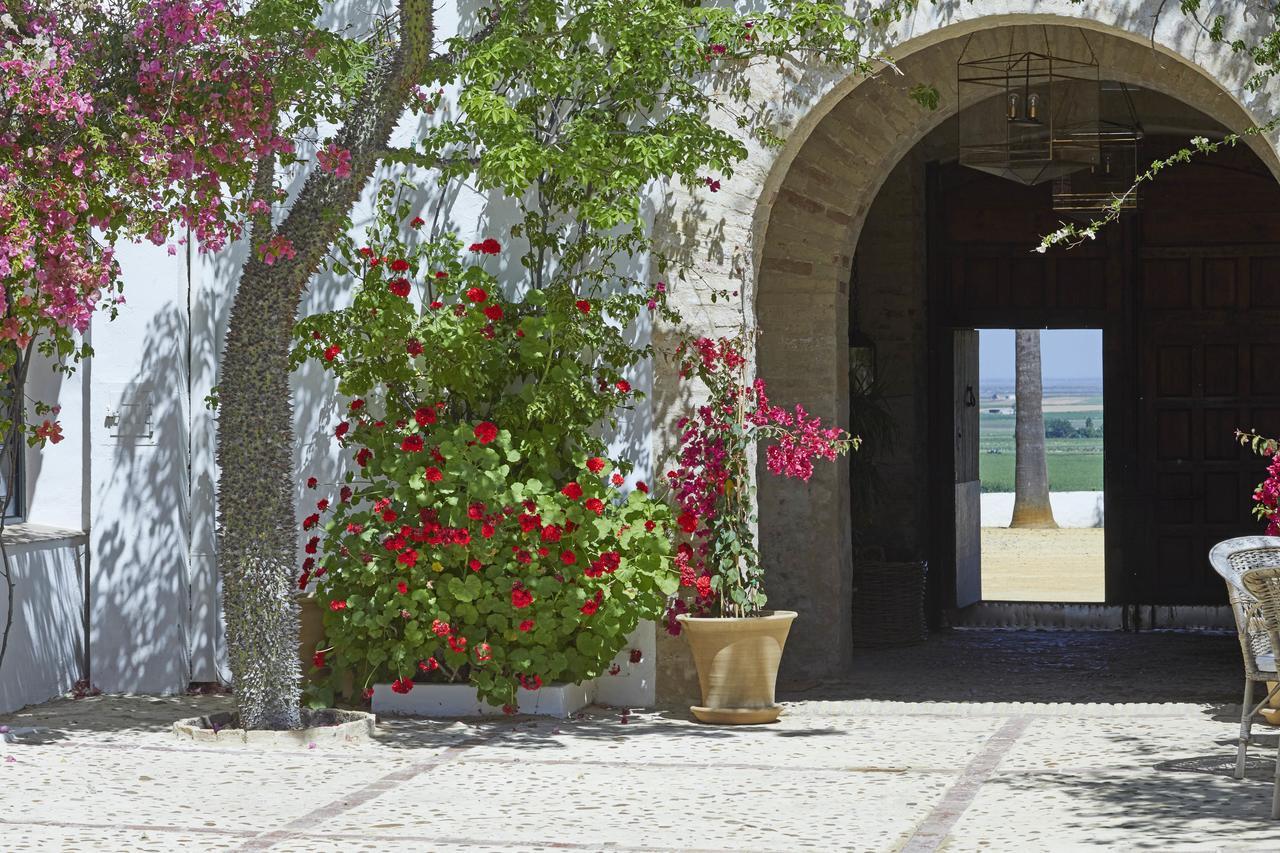 Hotel Hacienda de San Rafael Las Cabezas de San Juan Exterior foto